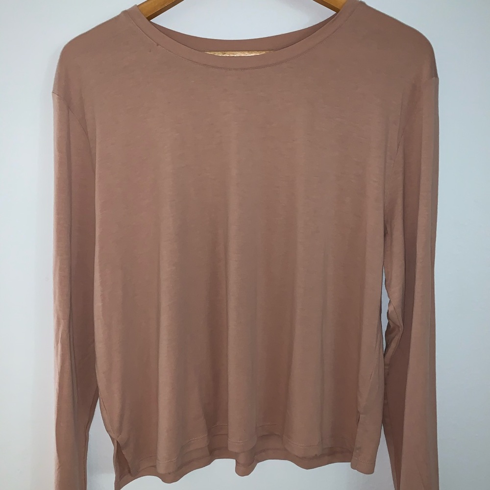 NWT Girlfriend Collective Leila Long Sleeve Tee